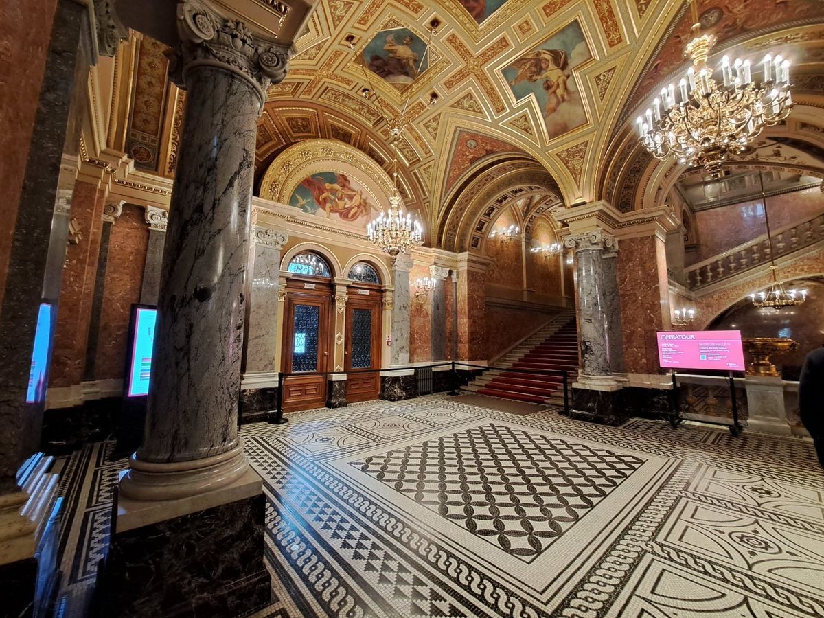Opera