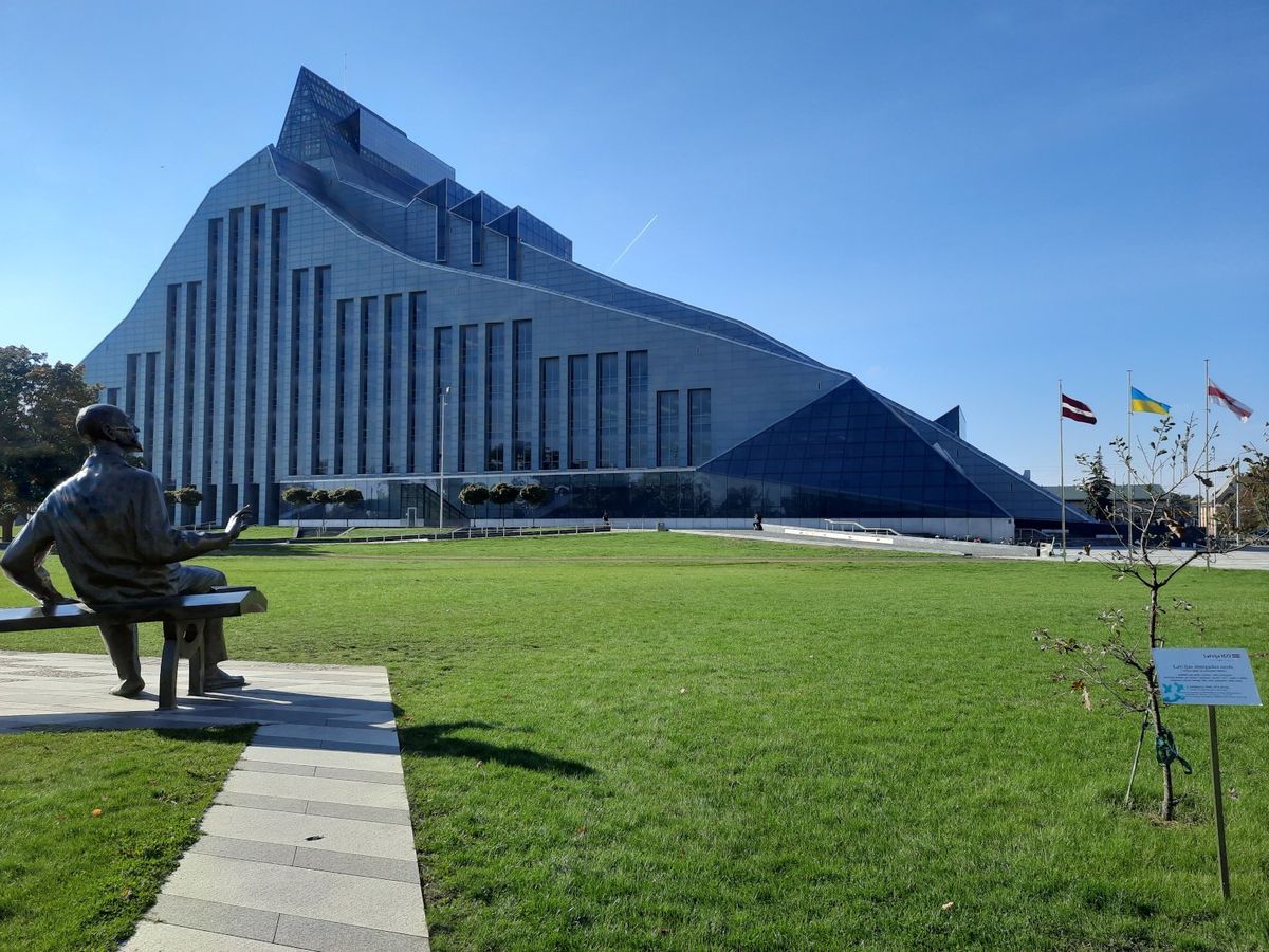 Riga library