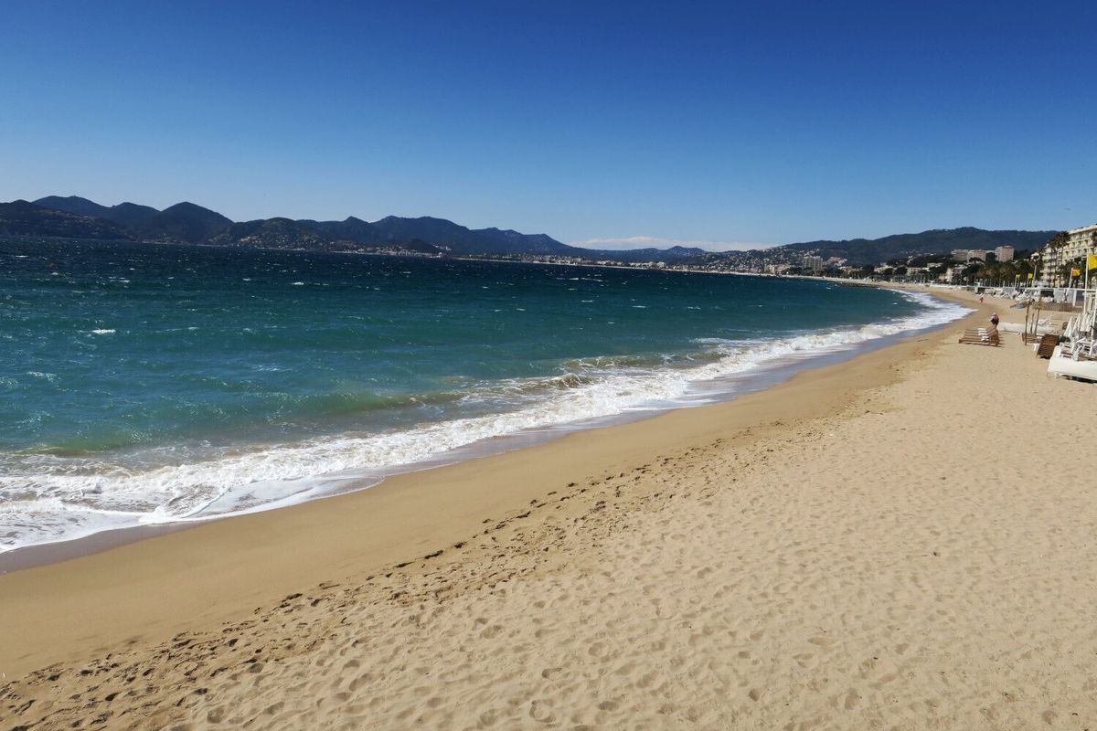 Cannes Sand Beach