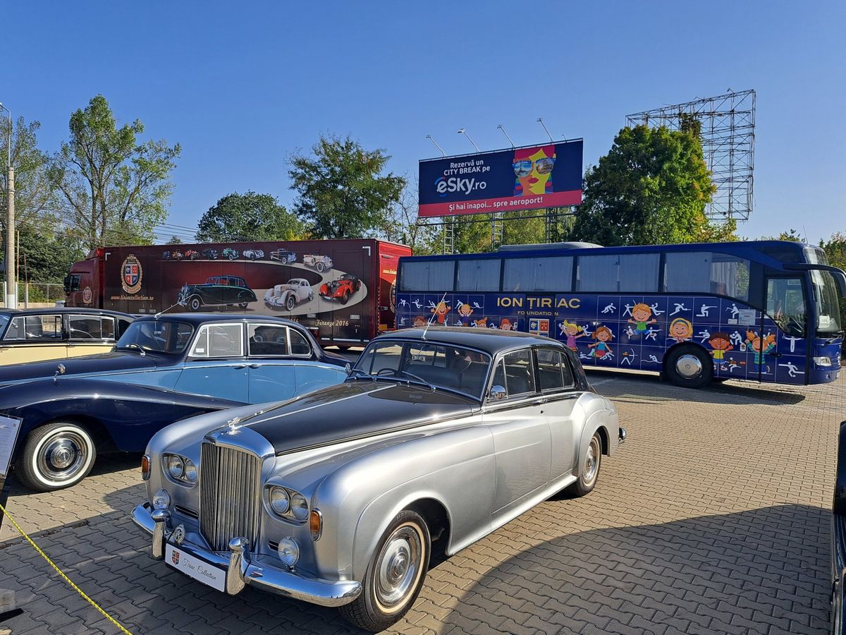 Tiriac Collection outside