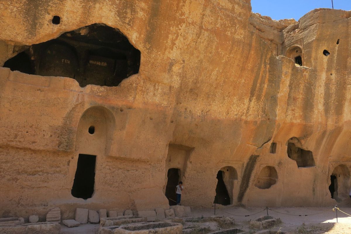 Dara dwellings